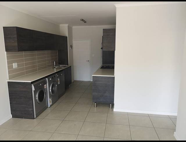 1 BEDROOM PROPERTY TO RENT IN OLIVEDALE